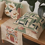 Подушка декоративная зеленого цвета с геометрическим рисунком Divine Abstractions варинант исполнения - 7 | Loft Concept в Тюмени