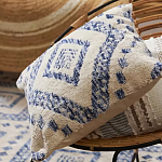 Чехол на подушку с узором в этно-стиле Blue Ikat варинант исполнения - 6 | Loft Concept в Тюмени