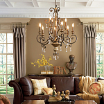 Люстра с подвесками из прозрачного стекла на кованом каркасе бронзового цвета в классическом стиле Quoizel варинант исполнения - 2 | Loft Concept в Тюмени