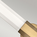 Бра для ванных комнат горизонтальное с длинным белым матовым плафоном в форме шестиугольника на круглом основании Hinkley варинант исполнения - 10 | Loft Concept в Тюмени