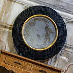 Зеркало в черной фактурной раме с золотым кантом Summon the Light варинант исполнения - 5 | Loft Concept в Тюмени