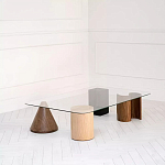 Дизайнерский журнальный стол с прозрачной столешницей и ножками в форме геометрических фигур Pytusin варинант исполнения - 1 | Loft Concept в Тюмени