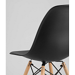 Пластиковый стул на ножках из массива бука Eames Black варинант исполнения - 3 | Loft Concept в Тюмени