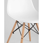 Пластиковый стул на ножках из массива бука Eames White  варинант исполнения - 2 | Loft Concept в Тюмени