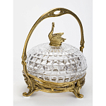 Конфетница из прозрачного рельефного стекла с ручкой и фигуркой лебедя Eden Garden варинант исполнения - 3 | Loft Concept в Тюмени