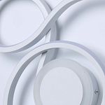 Бра белого цвета с изогнутыми световыми линиями и круглым основанием Luke Lampco Tracer Lamp варинант исполнения - 5 | Loft Concept в Тюмени