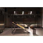 Дизайнерское кресло на металлическом каркасе с подставкой для ног Poltronova Mies Armchair варинант исполнения - 10 | Loft Concept в Тюмени