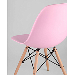 Пластиковый стул на ножках из массива бука Eames Pink варинант исполнения - 3 | Loft Concept в Тюмени