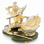 Икорница с ложкой с декором "Дед с осетром" с гравировкой на подставке из натурального камня Нефрит Decorative Cavair Dishes варинант исполнения - 1 | Loft Concept в Тюмени