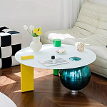 Дизайнерский журнальный стол с круглой белой столешницей на 3-х геометрических ножках Tajefox варинант исполнения - 2 | Loft Concept в Тюмени