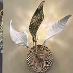 Бра с декоративными белыми и золотыми листьями на текстурном основании Wintery flovers варинант исполнения - 4 | Loft Concept в Тюмени