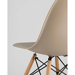 Пластиковый стул на ножках из массива бука Eames Beige варинант исполнения - 3 | Loft Concept в Тюмени