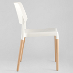 Пластиковый стул на ножках из массива бука Ferret White варинант исполнения - 4 | Loft Concept в Тюмени