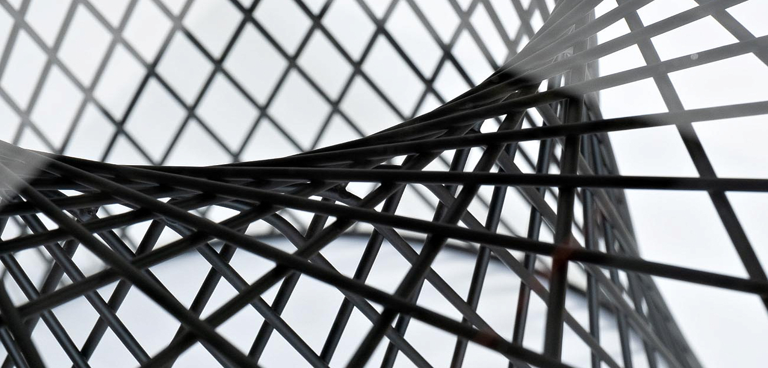 Обеденный стол Black Mesh Обеденный стол Black Mesh - Loft-Concept в Тюмени