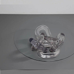 Дизайнерский журнальный стол с круглой прозрачной столешницей и основанием в виде цепи Hua Wang варинант исполнения - 2 | Loft Concept в Тюмени