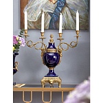 Подсвечник из темно-синего фарфора на бронзовой подставке с фигурками ангелов и декоративными ручками Eden Garden варинант исполнения - 3 | Loft Concept в Тюмени