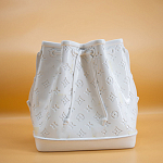 Кашпо в виде сумки  Bag Vase White Louis варинант исполнения - 3 | Loft Concept в Тюмени