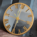 Часы настенные зеркальные с золотым металлическим циферблатом Mirror Tower Clock варинант исполнения - 4 | Loft Concept в Тюмени