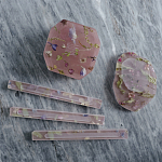 Шкатулка из эпоксидной смолы с цветами розовая Epoxy Resin Square Box Pink варинант исполнения - 4 | Loft Concept в Тюмени