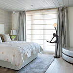 Торшер черная статуэтка Девушка Girl Carries Light Balls варинант исполнения - 3 | Loft Concept в Тюмени