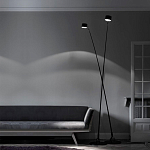 Торшер с изогнутой черной металлической стойкой и цилиндрическим плафоном Davide Groppi варинант исполнения - 6 | Loft Concept в Тюмени