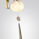 Бра с шарообразным плафоном из белого стекла с подвеской из камня Agatelle варинант исполнения - 5 | Loft Concept в Тюмени