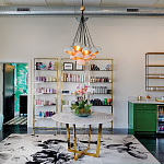 Люстра с 15-ю белыми  плафонами с золотой внутренней поверхностью Hinkley варинант исполнения - 4 | Loft Concept в Тюмени