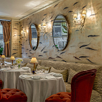 Обои ручная роспись Fishes Blue Pearl on Tarnished Silver gilded silk with pearlescent antiquing варинант исполнения - 7 | Loft Concept в Тюмени