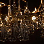 Потолочная люстра в виде ветвей деревьев золотого цвета с прозрачными подвесками-каплями Droplet Chandelier варинант исполнения - 6 | Loft Concept в Тюмени