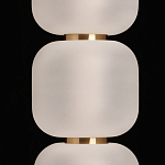 Подвесной светильник с 3-мя округлыми матовыми плафонами из белого стекла Golden Swirl варинант исполнения - 6 | Loft Concept в Тюмени