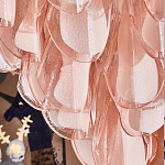 Люстра из стекляных розовых лепестков Petalled Illuminator варинант исполнения - 2 | Loft Concept в Тюмени