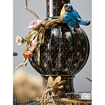 Ваза черная фарфоровая с  узором и бронзовым декором в виде веток с фарфоровой птичкой и цветами Eden Garden варинант исполнения - 3 | Loft Concept в Тюмени