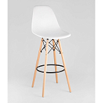 Пластиковый барный стул на ножках из массива бука Eames White варинант исполнения - 1 | Loft Concept в Тюмени
