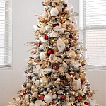 Заснеженная Новогодняя Ель с золотыми листьями и цветами в комплекте варинант исполнения - 1 | Loft Concept в Тюмени