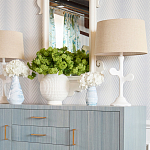 Настольная лампа с белым каркасом и тканевым абажуром Natural Stems варинант исполнения - 3 | Loft Concept в Тюмени