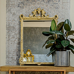 Зеркало настенное в раме бежевого цвета с эффектом старины Classic Ornament Mirror варинант исполнения - 2 | Loft Concept в Тюмени