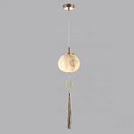 Подвесной светильник с шарообразным плафоном из белого стекла с подвеской из камня и кисточкой Agatelle варинант исполнения - 4 | Loft Concept в Тюмени
