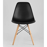 Пластиковый стул на ножках из массива бука Eames Black варинант исполнения - 4 | Loft Concept в Тюмени
