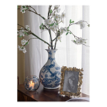 Ваза с мотивами цветущего сада с попугаями Blue Vase Inspired by Nature варинант исполнения - 7 | Loft Concept в Тюмени