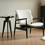 Кресло с каркасом и ножками из древесины и мягкими сиденьем и спинкой Venice варинант исполнения - 1 | Loft Concept в Тюмени