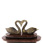 Часы настольные из натурального камня с декором в виде двух лебедей Swans Stone Clock варинант исполнения - 8 | Loft Concept в Тюмени