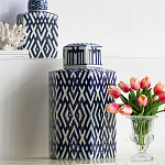 Ваза с крышкой и графическим узором в сине-белых цветах Blue & White Ornament  варинант исполнения - 6 | Loft Concept в Тюмени