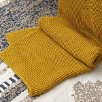 Плед из хлопка жемчужной вязки горчичного цвета Waffle Comfort варинант исполнения - 6 | Loft Concept в Тюмени