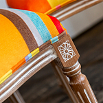 Стул бежевый в разноцветную полоску из натурального бука с изображением птиц и цветов Blooming Birds Colorful Stripes Chair варинант исполнения - 8 | Loft Concept в Тюмени