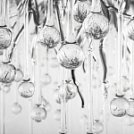 Люстра подвесная с прозрачными стеклянными подвесками в форме капель Диаметр 60 см Droplet Chandelier варинант исполнения - 16 | Loft Concept в Тюмени