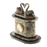 Часы настольные из натурального камня с декором в виде двух лебедей Swans Stone Clock варинант исполнения - 2 | Loft Concept в Тюмени