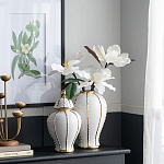 Ваза белая с крышкой и золотистыми вертикальными полосками Chinoiserie Ceramics варинант исполнения - 1 | Loft Concept в Тюмени