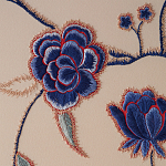 Обои с вышивкой ручной работы Flora Catherine colourway on Liso Pearl wool sateen варинант исполнения - 5 | Loft Concept в Тюмени