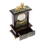Часы настольные с декором в виде льва из натурального камня Нефрит Lion Stone Clock варинант исполнения - 3 | Loft Concept в Тюмени