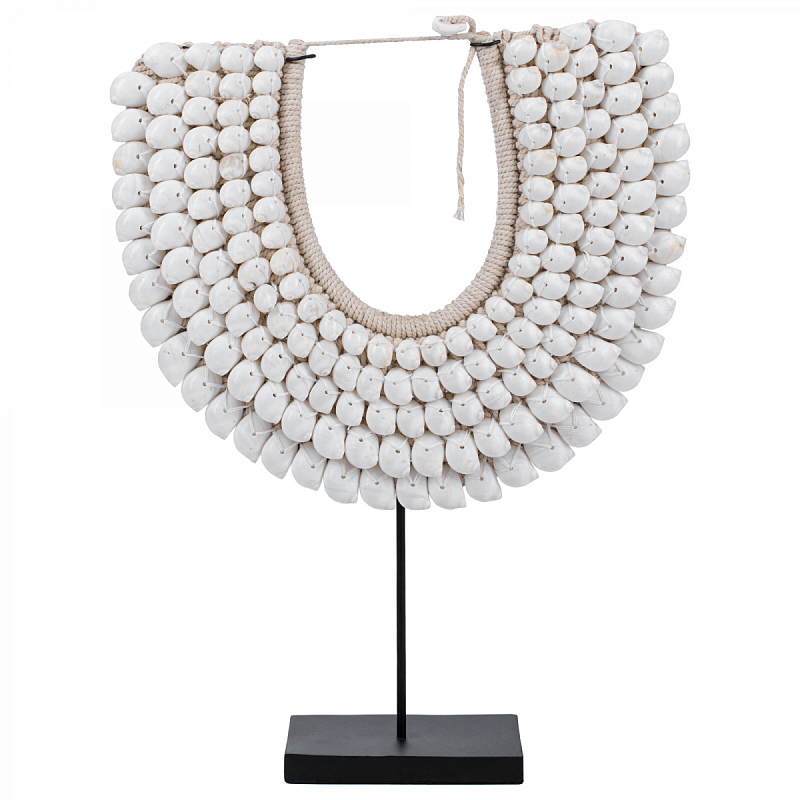 Ожерелье из ракушек на подставке Round Shell Necklace Белый Черный Ожерелье из ракушек на подставке Round Shell Necklace Белый Черный в Тюмени | Loft Concept
